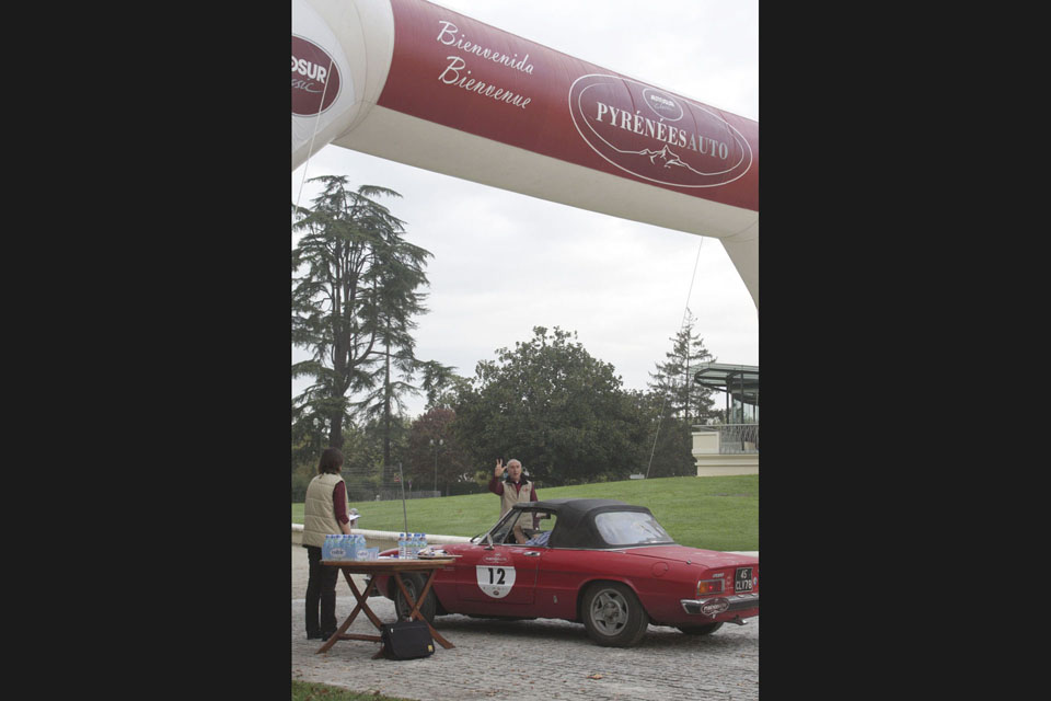 location-automobiles-collection-engagement-participer-rallye-rallyes-historique-drive-classic-30