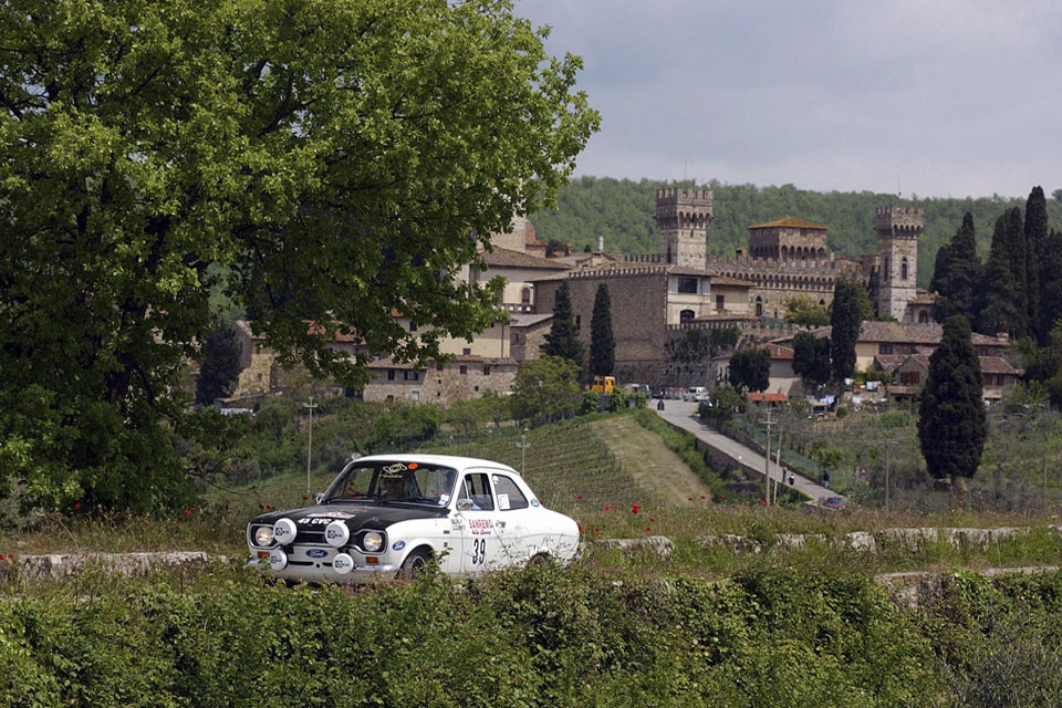 location-voiture-ancienne-rallye-historique-drive-classic-02