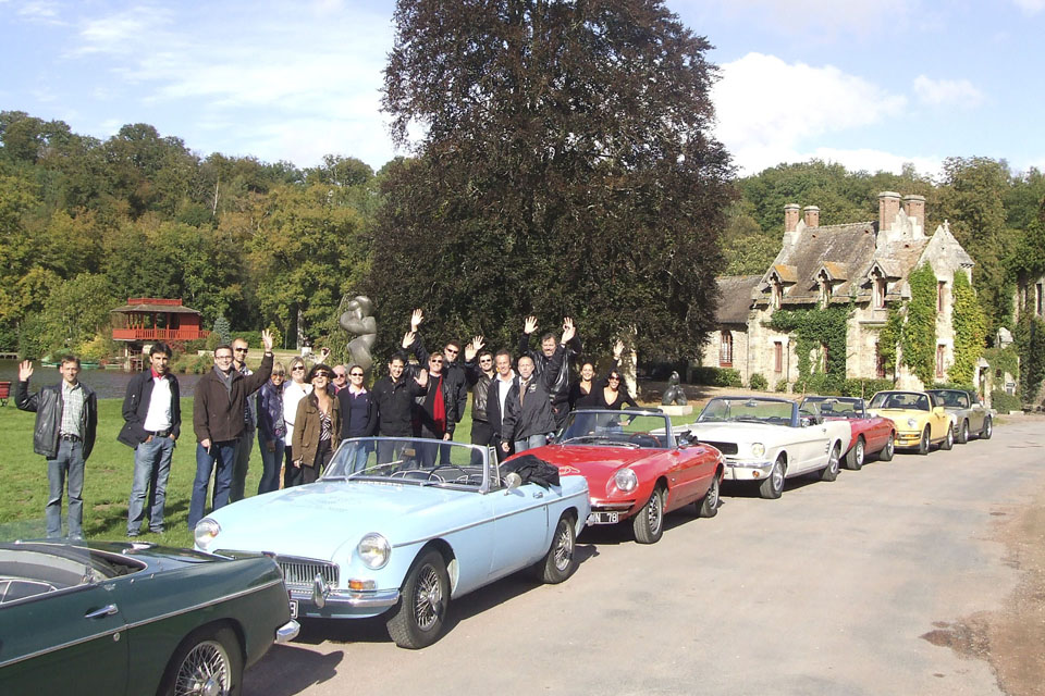 team-building-seminaires-incentive-location-automobiles-collection-drive-classic-17